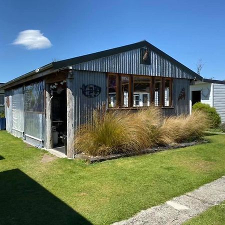 Mountains Edge Cabins Monowai Exterior foto