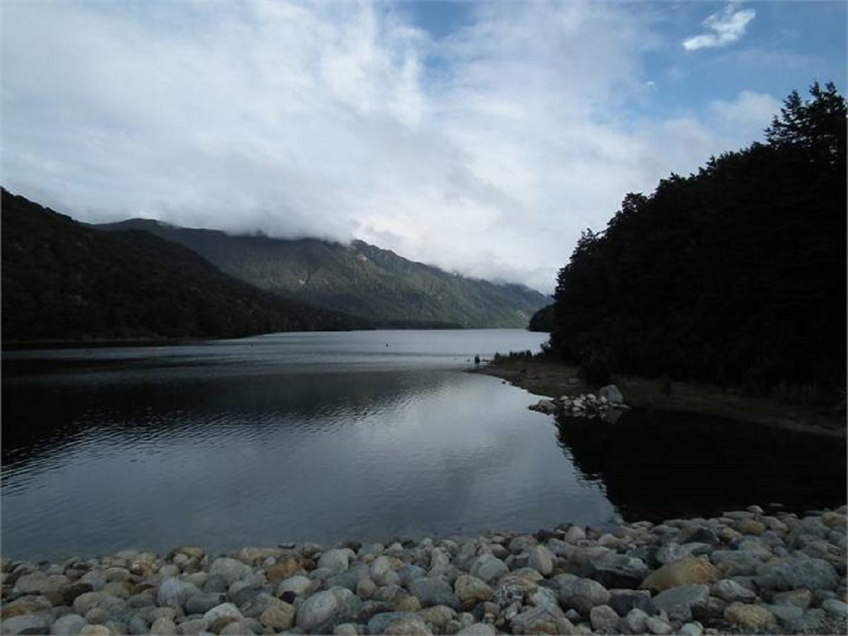 Mountains Edge Cabins Monowai Exterior foto